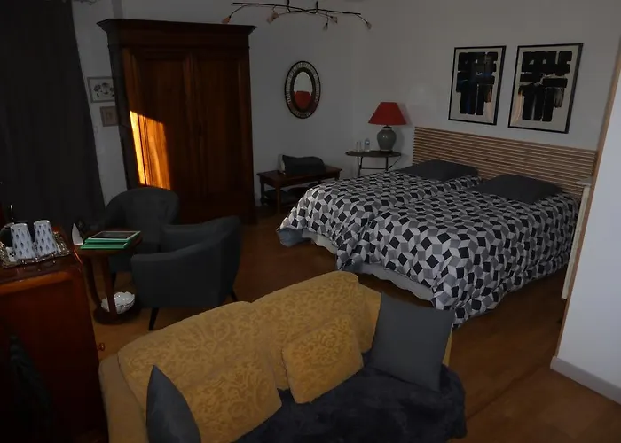 D'hotes Le Tilleul De Canac Parking Prive Gratuit Petits Dejeuners Compris 3* Rodez